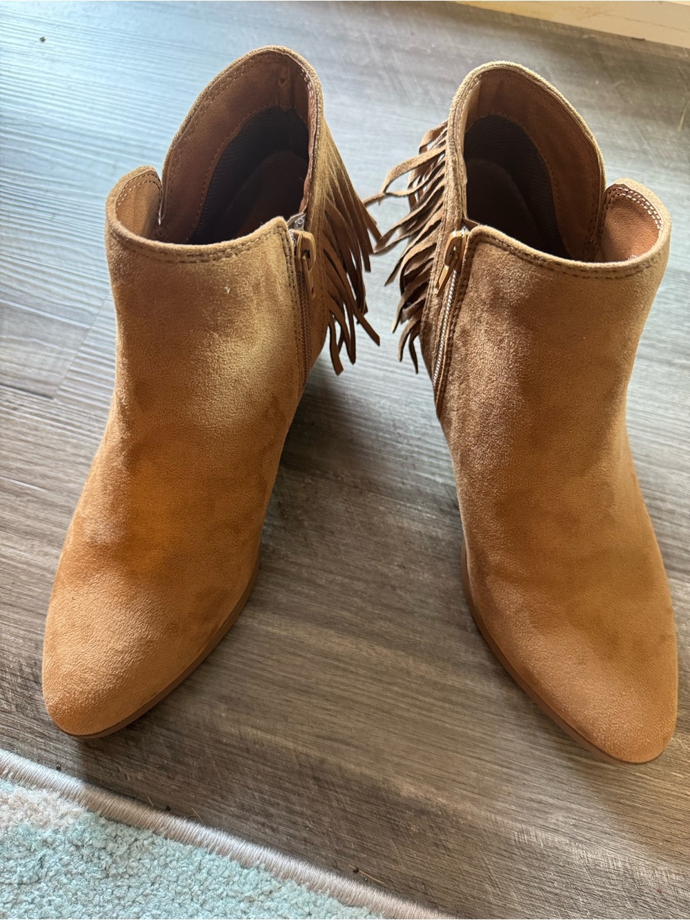SODA Women's Suede Fringe Ankle Boots - Tan
